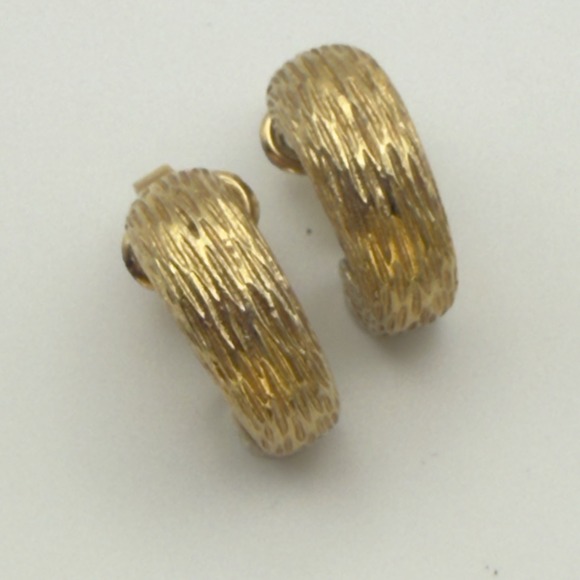 Avon Jewelry - Avon Gold Tone Textured Bark Clip On Earrings Half Hoop J-Hoop Fashion Jewelry
